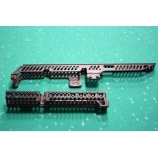 Кронштейн над газоотводной трубкой, стволом и ствольной коробкой Б-32 (крокодил)